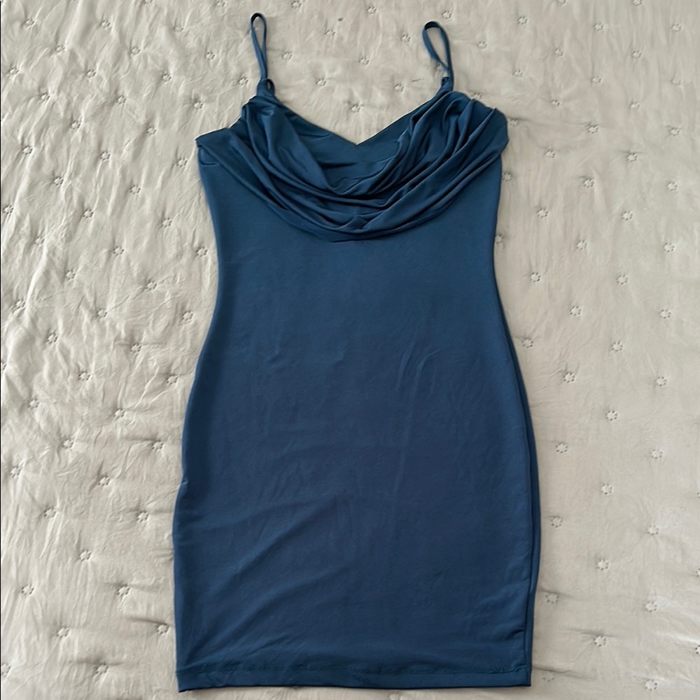 Elegant Blue Sleeveless Dress